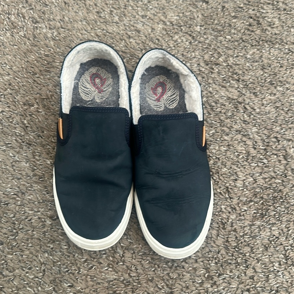 OluKai Pehuea Heu black women’s size 7
